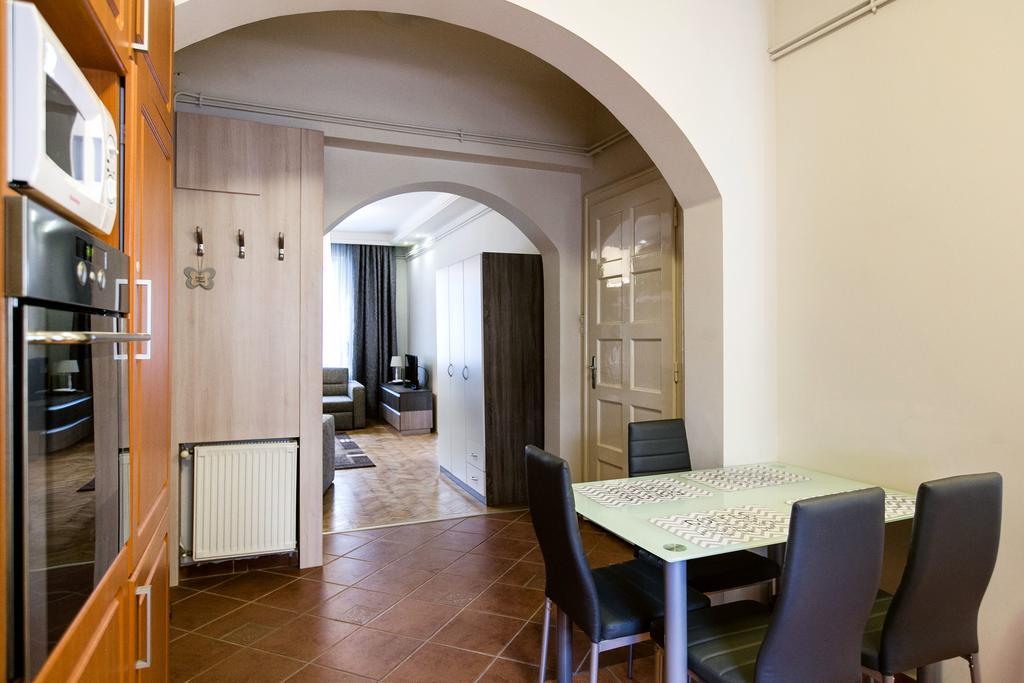 בודפשט Apartment At Nagymezo מראה חיצוני תמונה