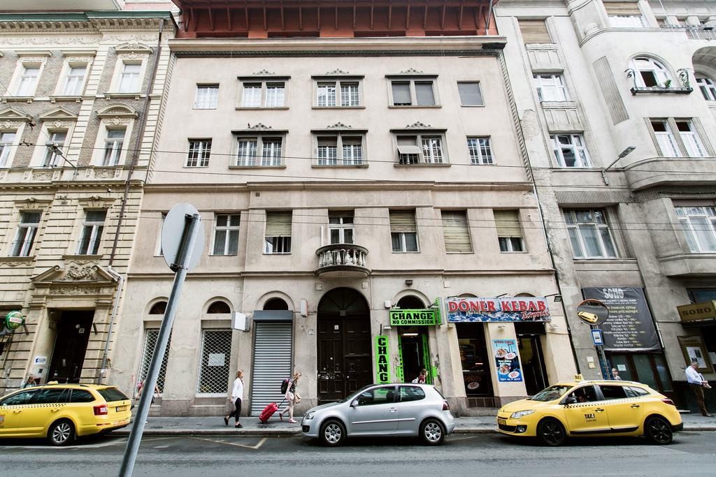 בודפשט Apartment At Nagymezo מראה חיצוני תמונה