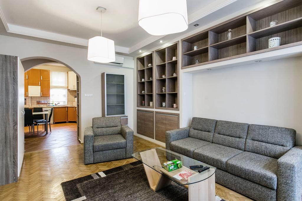 בודפשט Apartment At Nagymezo מראה חיצוני תמונה